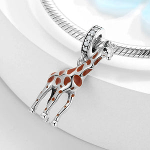 Giraffe - Miora