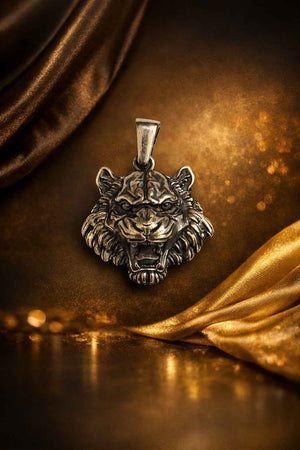 Royal Roar Pendant