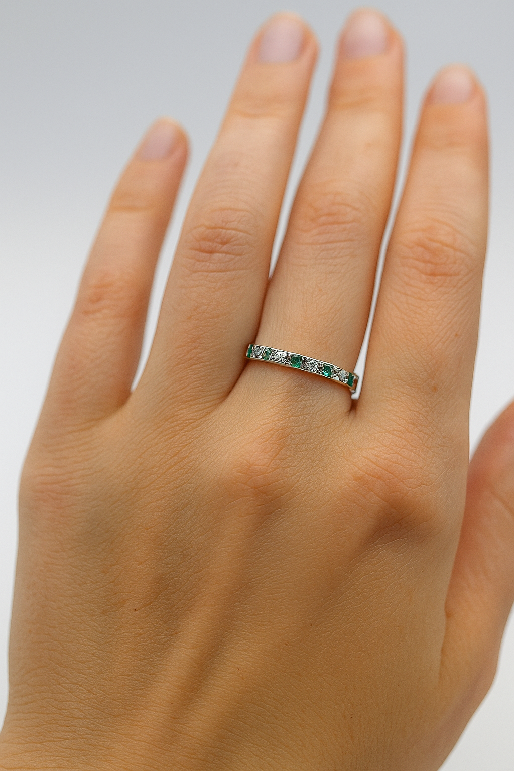 Silver Eternity Ring with Emerald Green and Diamond-Cut CZ Stones