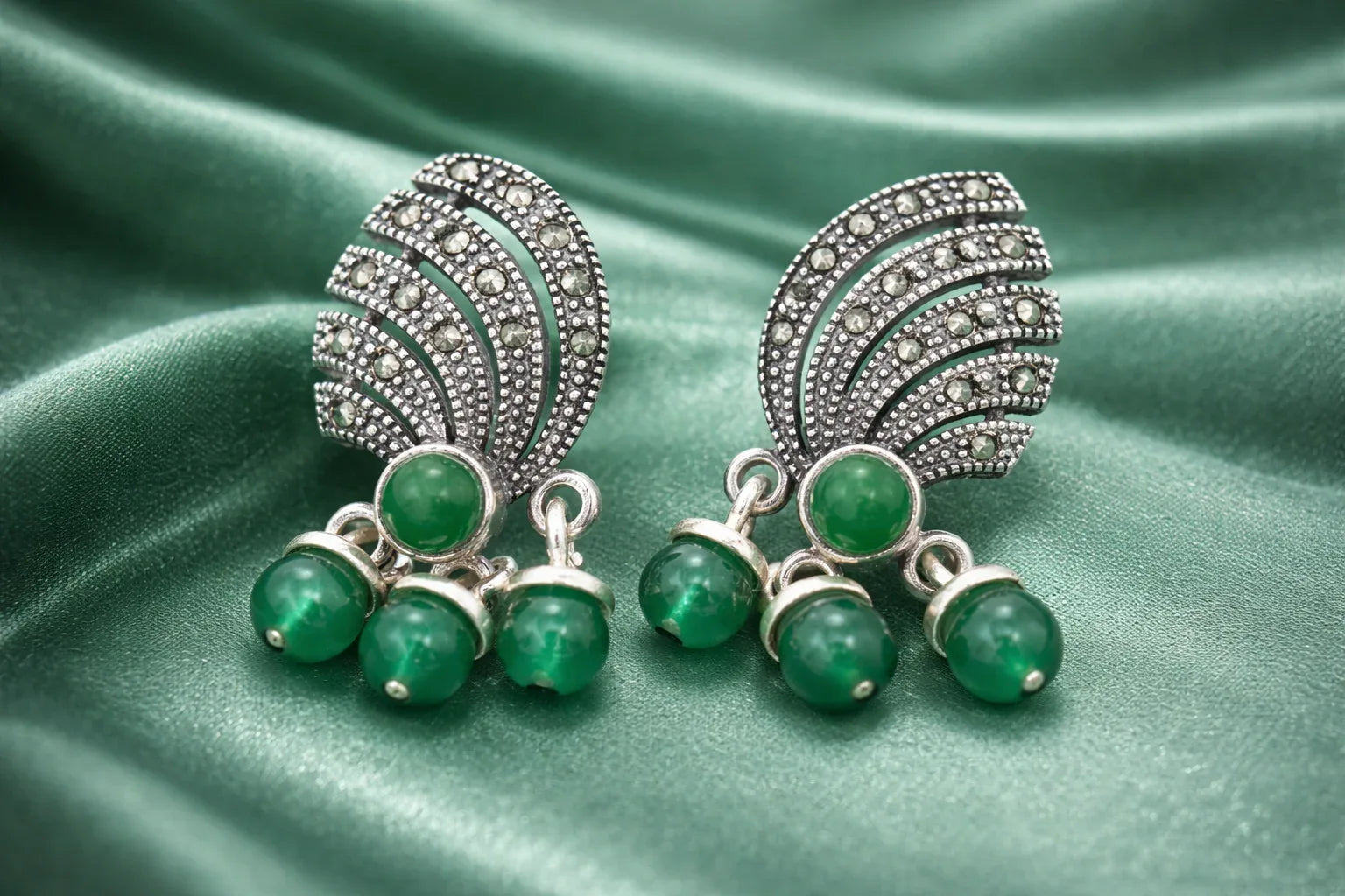 Peacock Feather Earrings - Miora