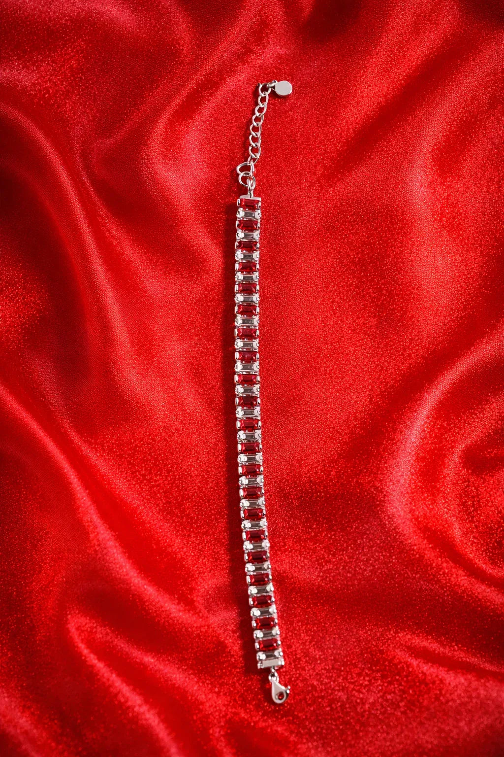 Noctira Line Bracelet - Miora