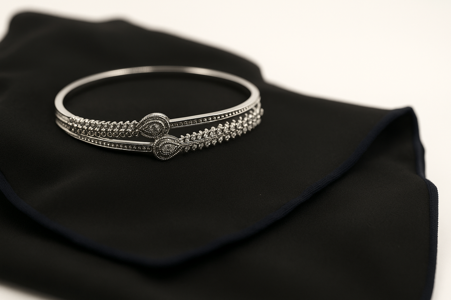Zirconia Teardrop Bangle