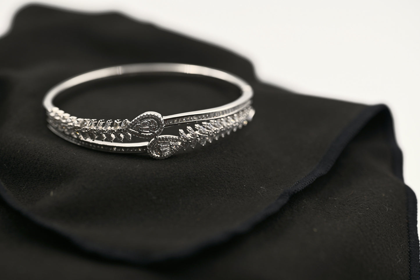 Zirconia Teardrop Bangle
