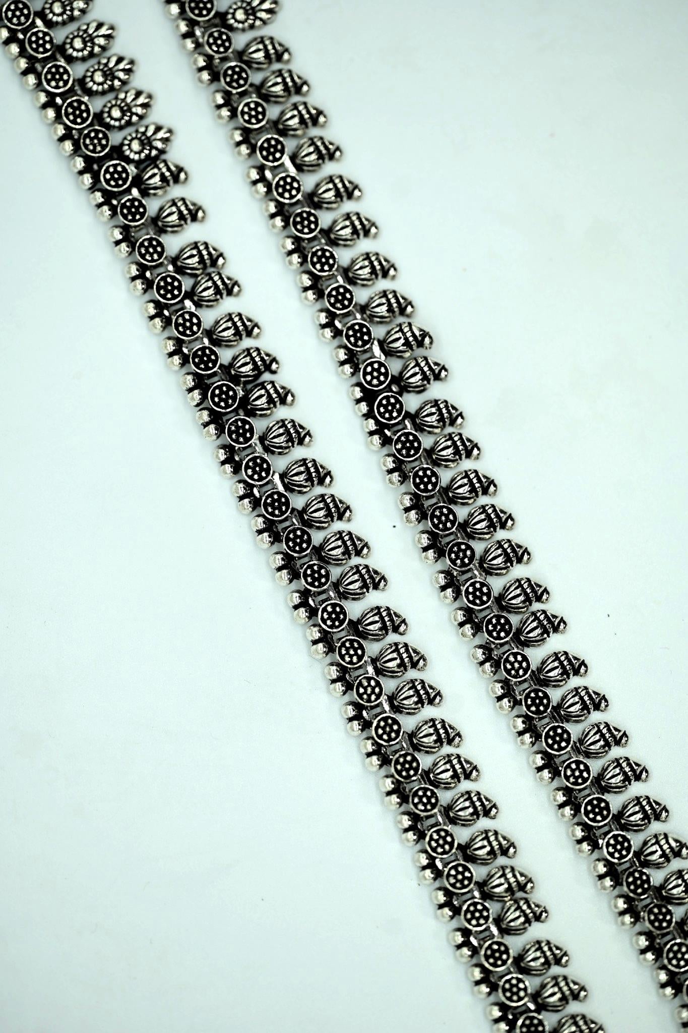 Antique Oxidized Silver Anklet – Leaf & Floral Motif