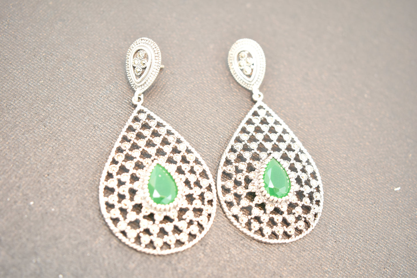 Emerald Green Teardrop Lattice Earrings