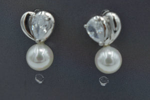Heart Love Earrings - Miora