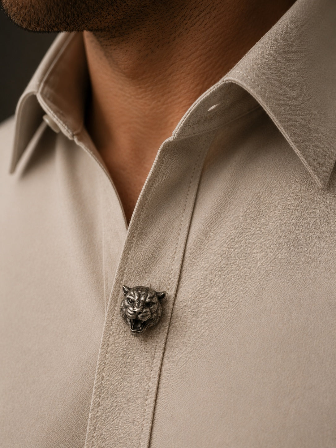 Roaring Tiger Button