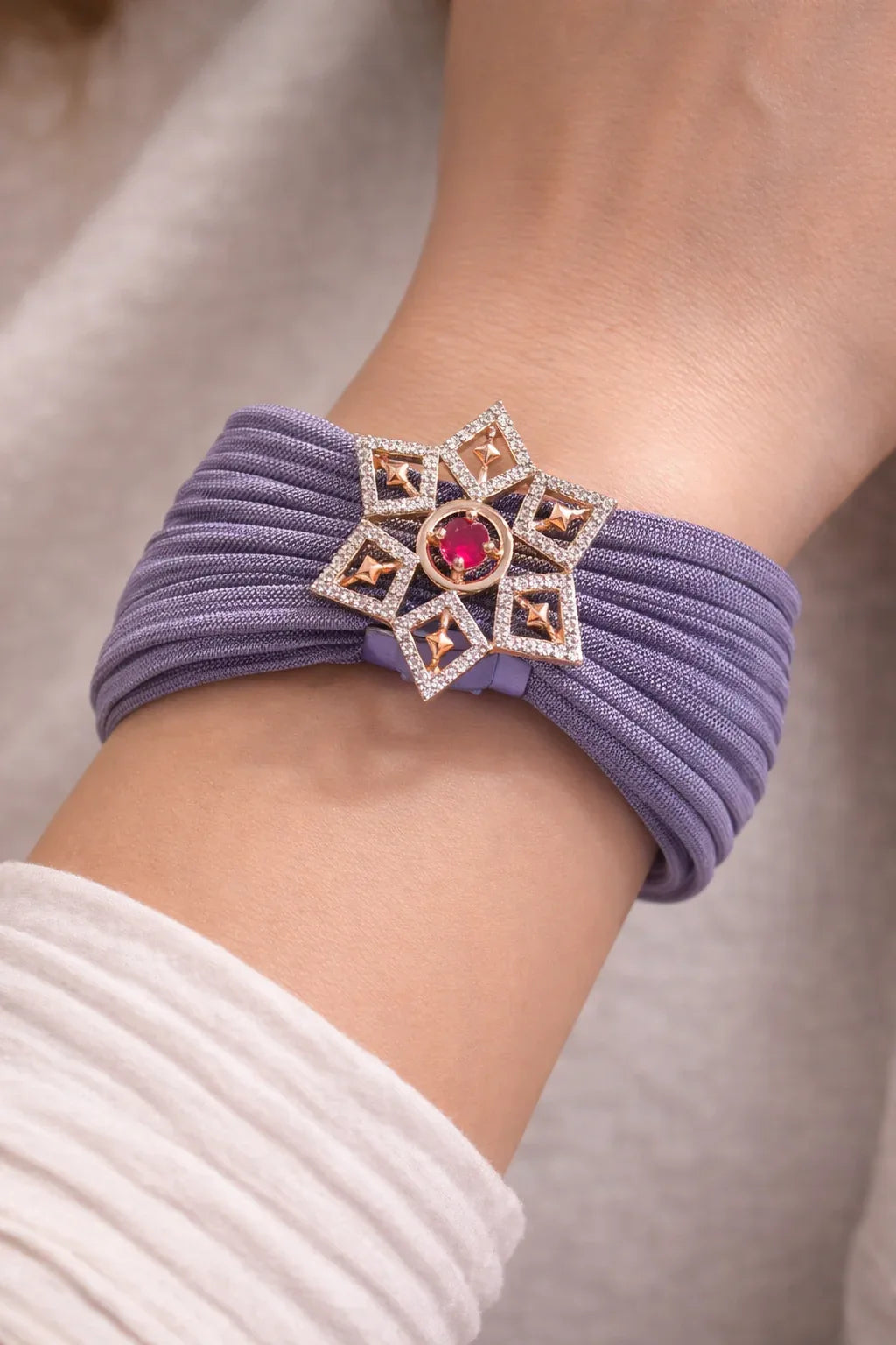 Iris Bow Bracelet - Miora