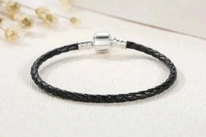 Minimal Leather Wrap Bracelet