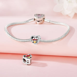 Love Embrace Charm - MIO20250006