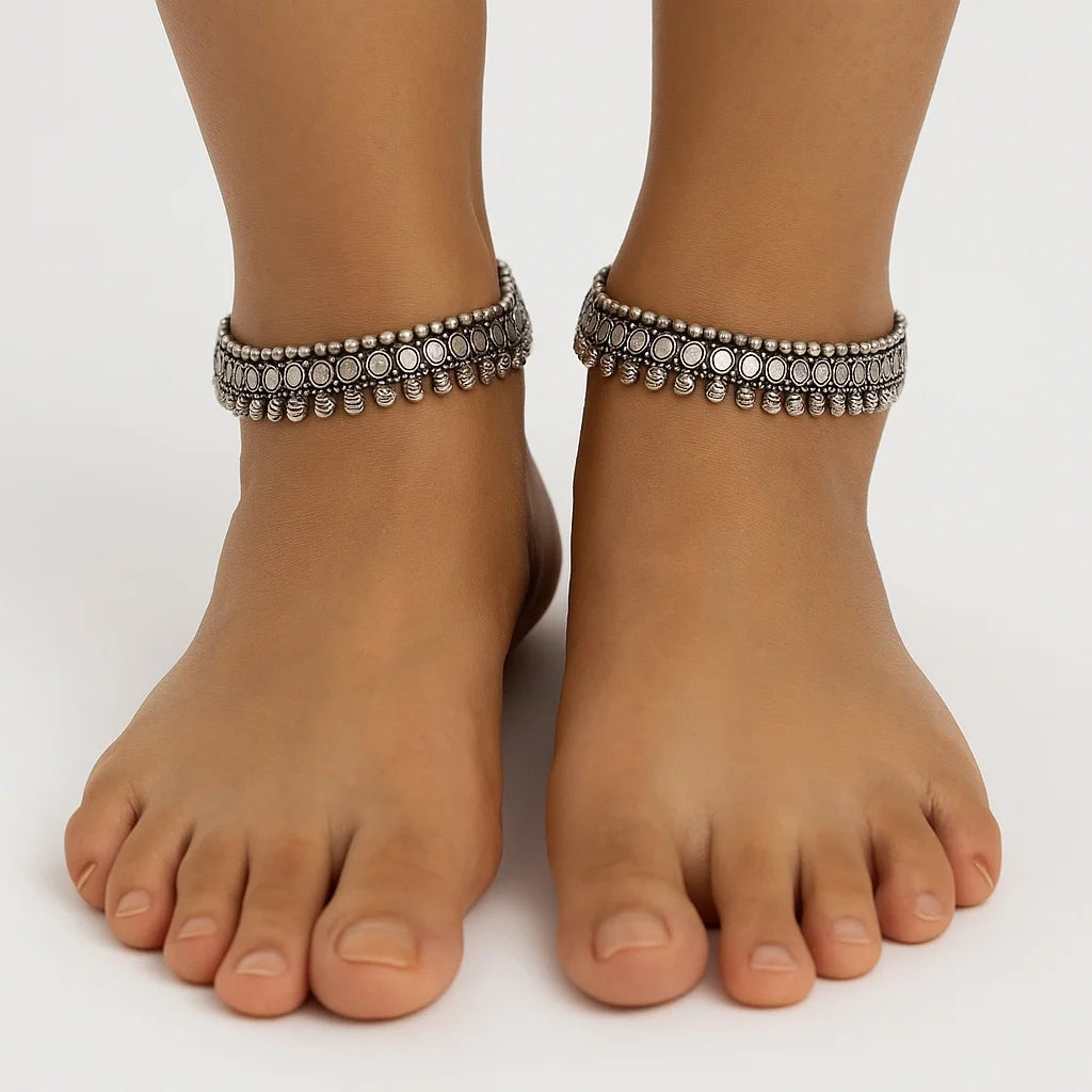 Vidya Oxidized Anklet