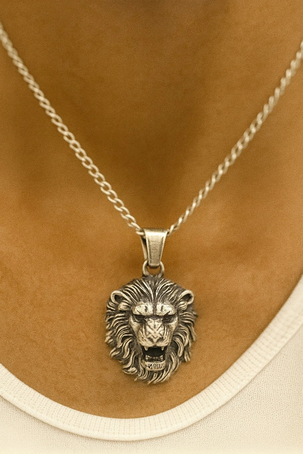 Majestic Lion Head Pendant