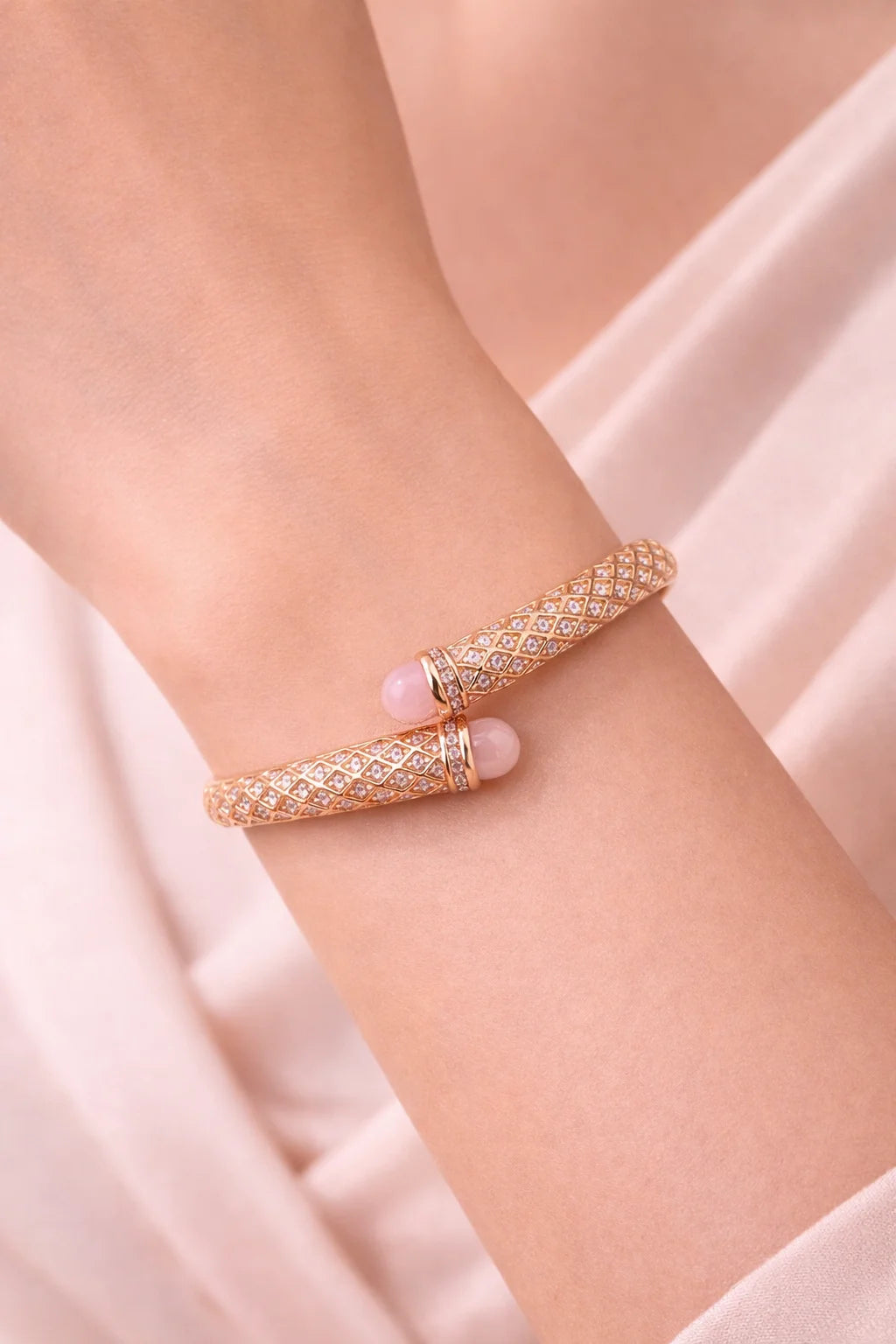 Rose Crystal Lattice Bracelet