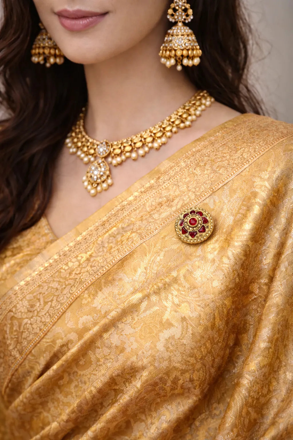 Round Floral Medallion Brooch