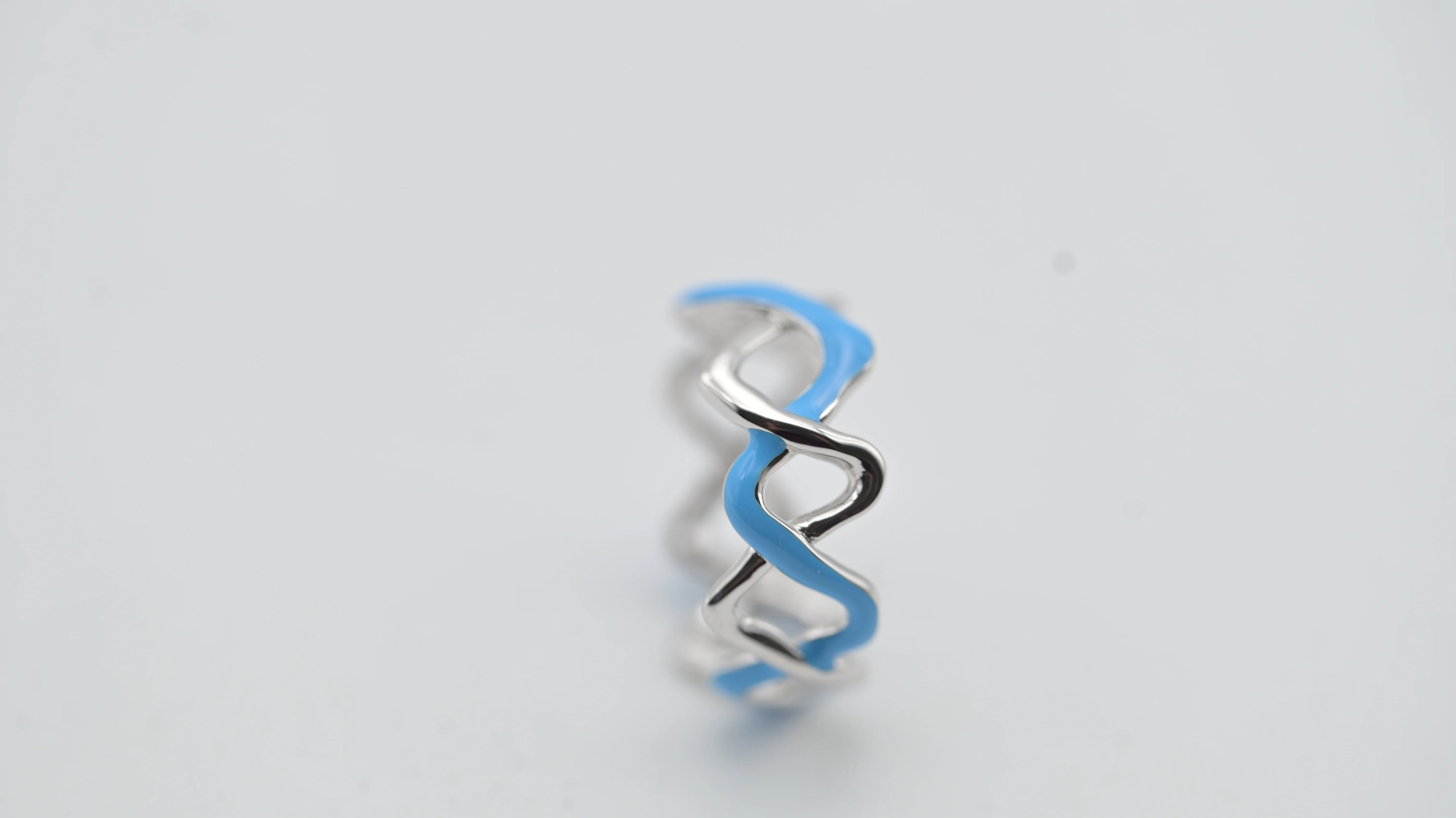 Wave Enamel Ring