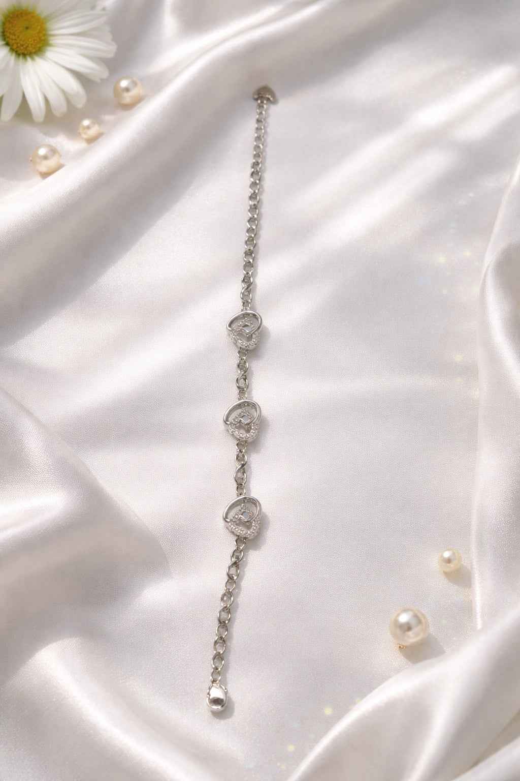 Serena Knot Bracelet