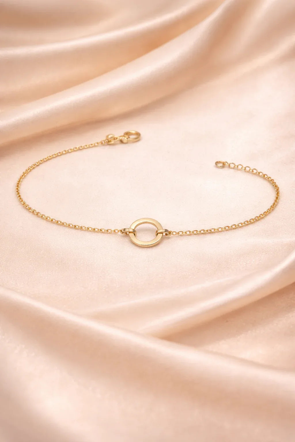 Halo Circle Bracelet - Miora