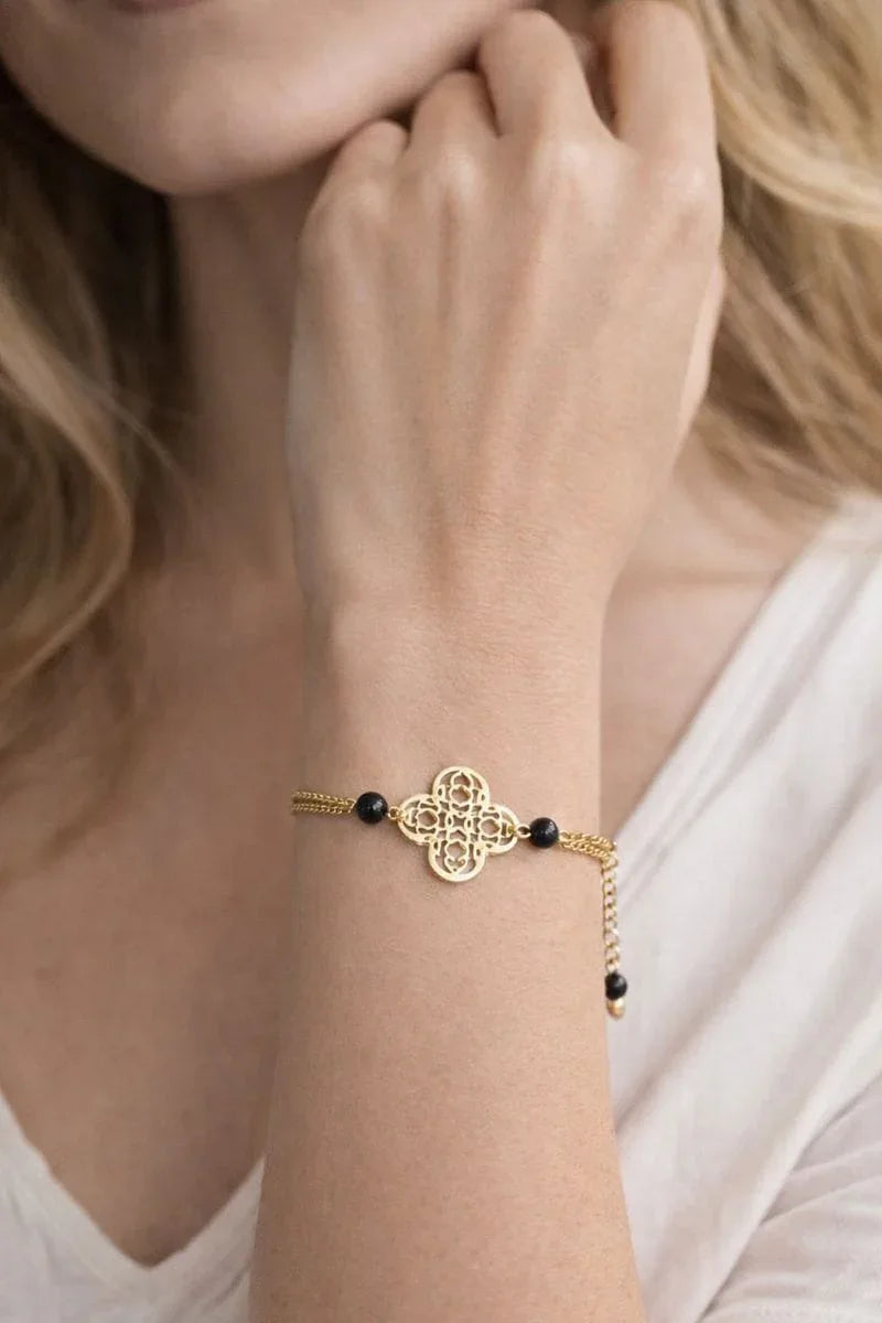 Floral Motif Bracelet - Miora