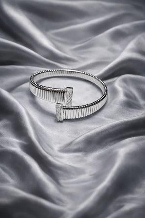 Serpentine Cuff Bracelet - Miora