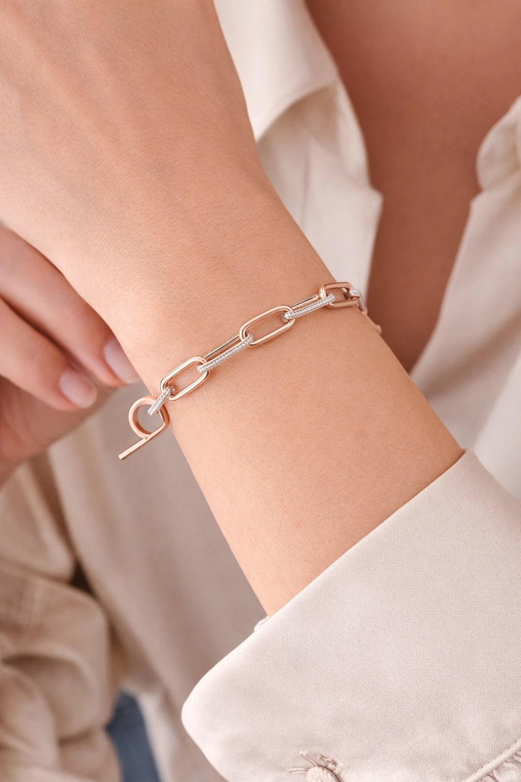 Toggle Link Bracelet