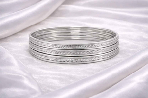 Elegant Silver Textured Bangles Bracelet