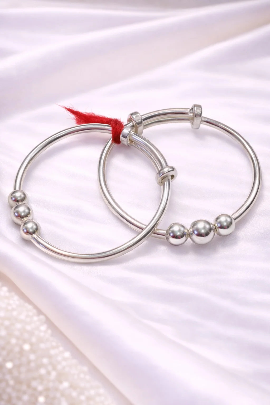 Traditional & Minimal Beaded Kada Bracelet