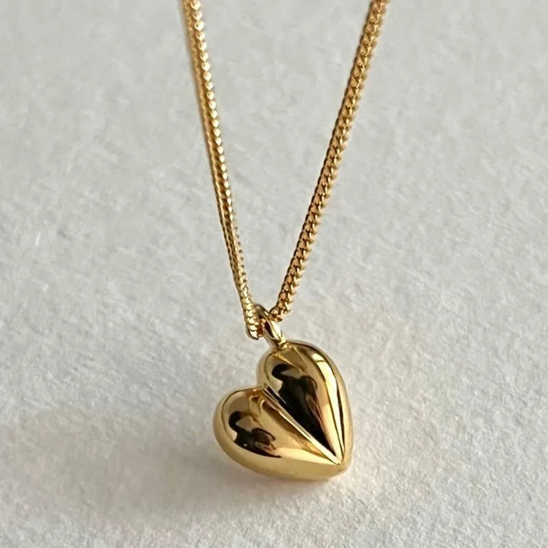 Heart Pendant Necklace | 18 K Gold Plated