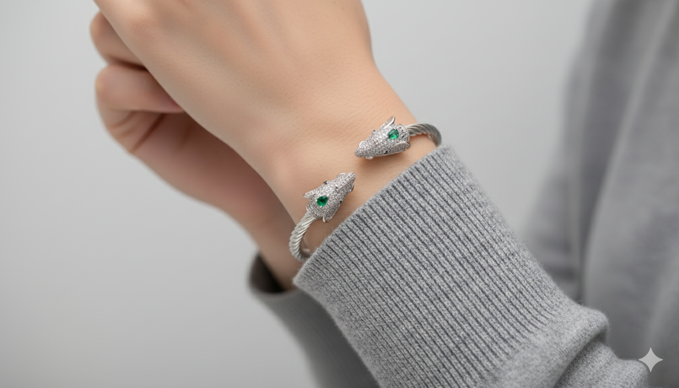 Women Twin Wolf Head Bangle