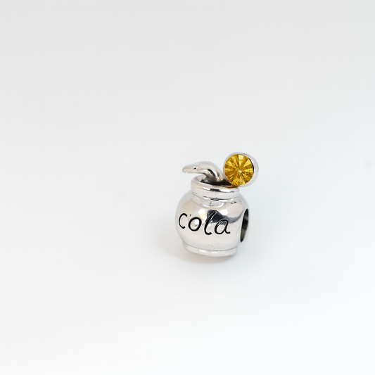Cola Charm | Yellow Stone Accent | Magic Minis Collection