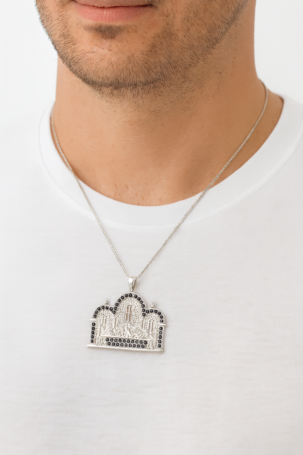 The Supper Pendant Necklace