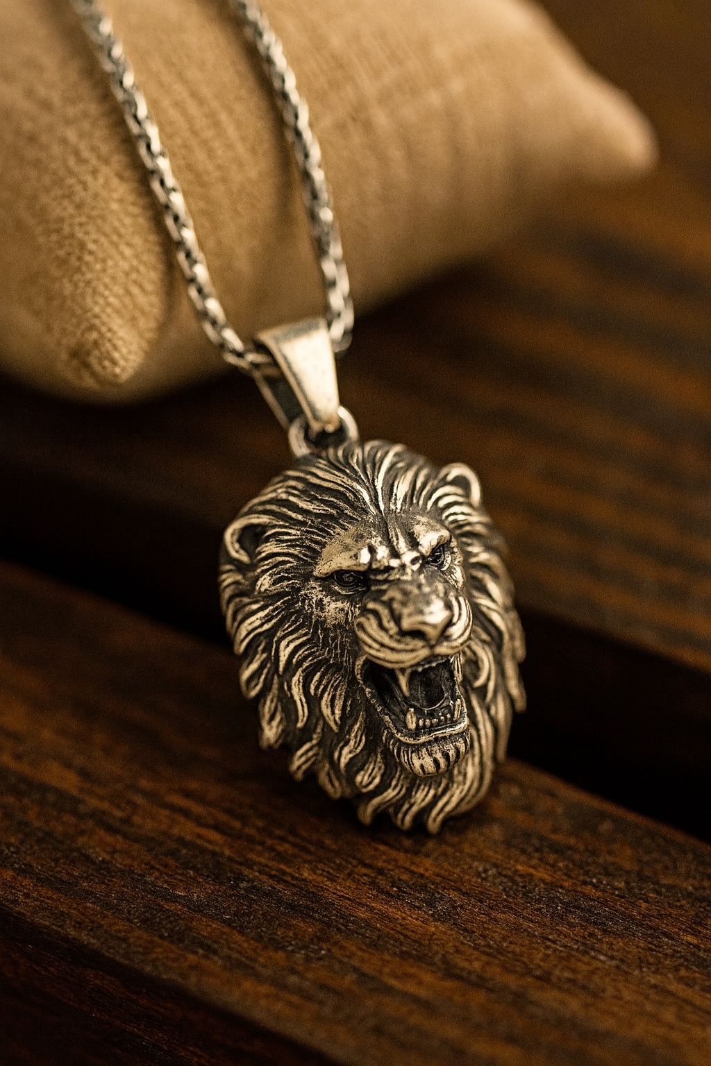 Majestic Lion Head Pendant