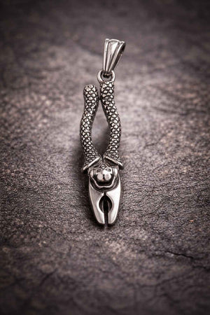 Viper Knot Pendant