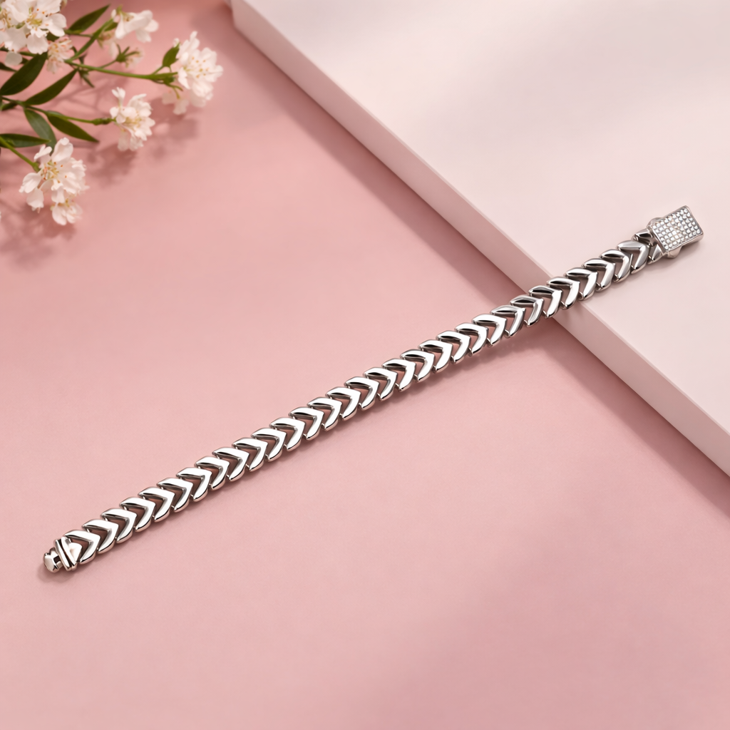 Chevron Link Bracelet - Miora
