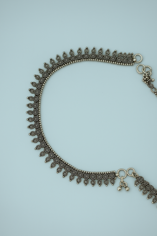 Antique Oxidized Silver Anklet – Leaf & Floral Motif