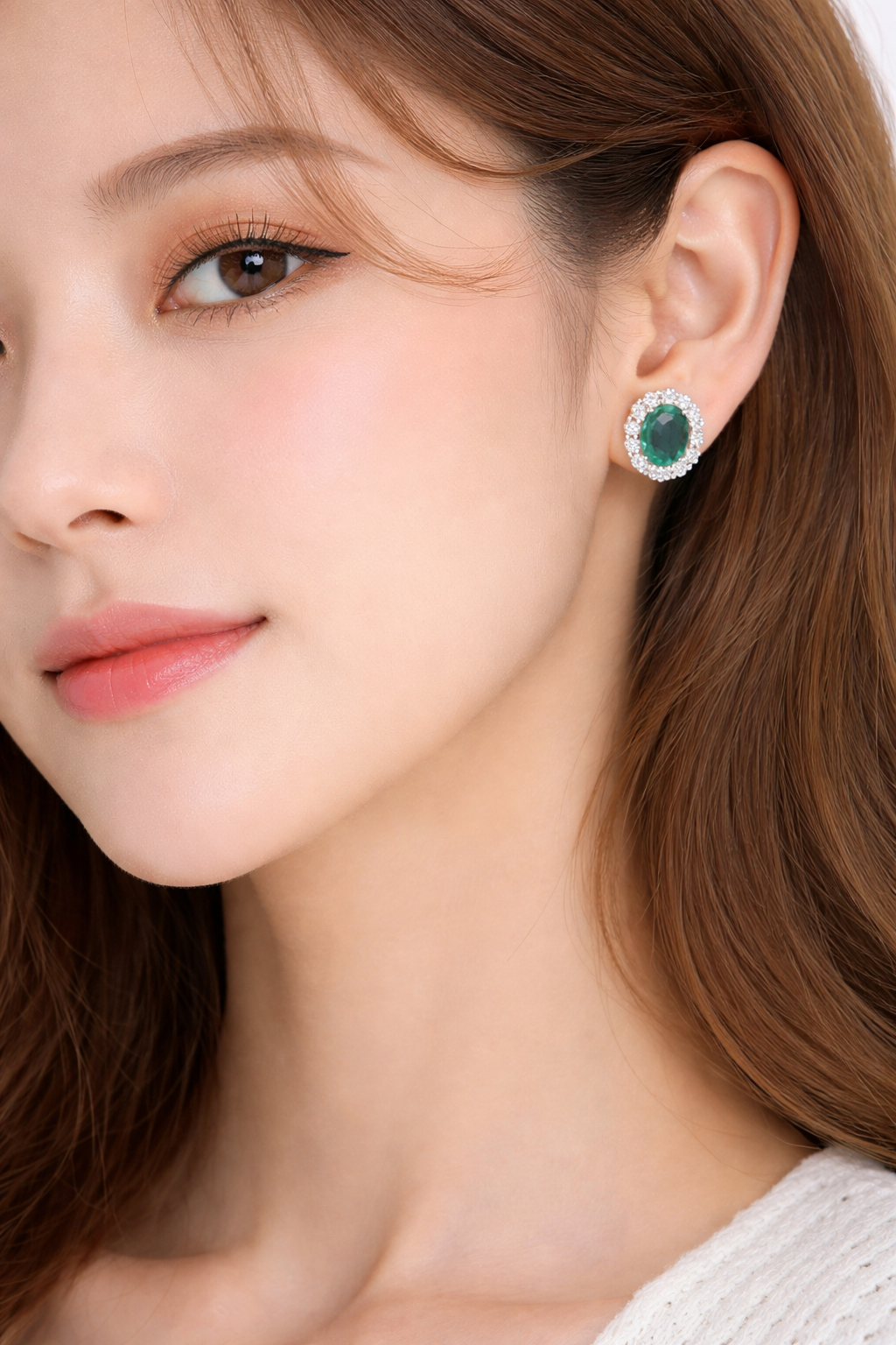 Emerald Halo Stud Earrings - Miora