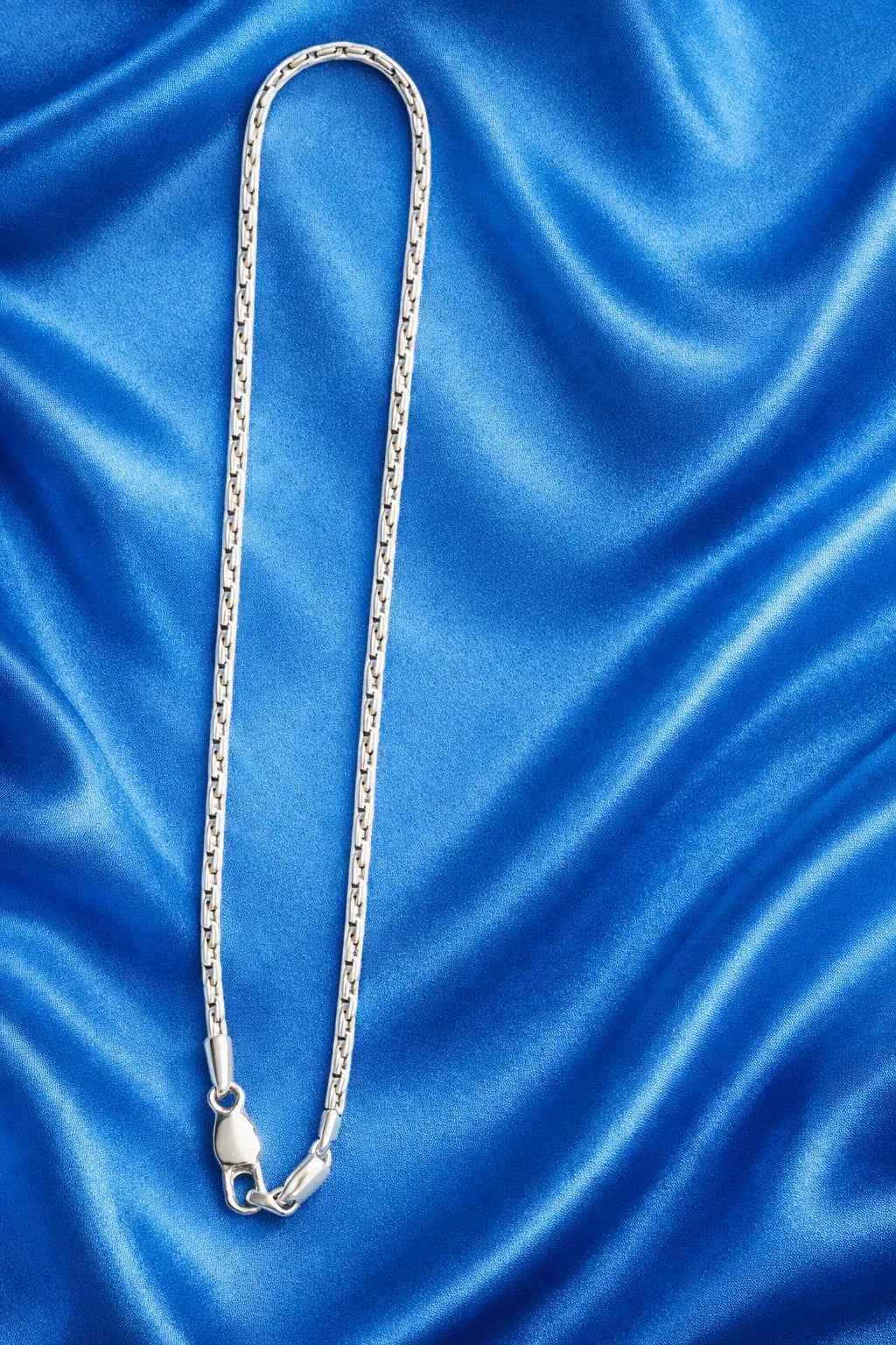 Textured Box Chain Necklace
