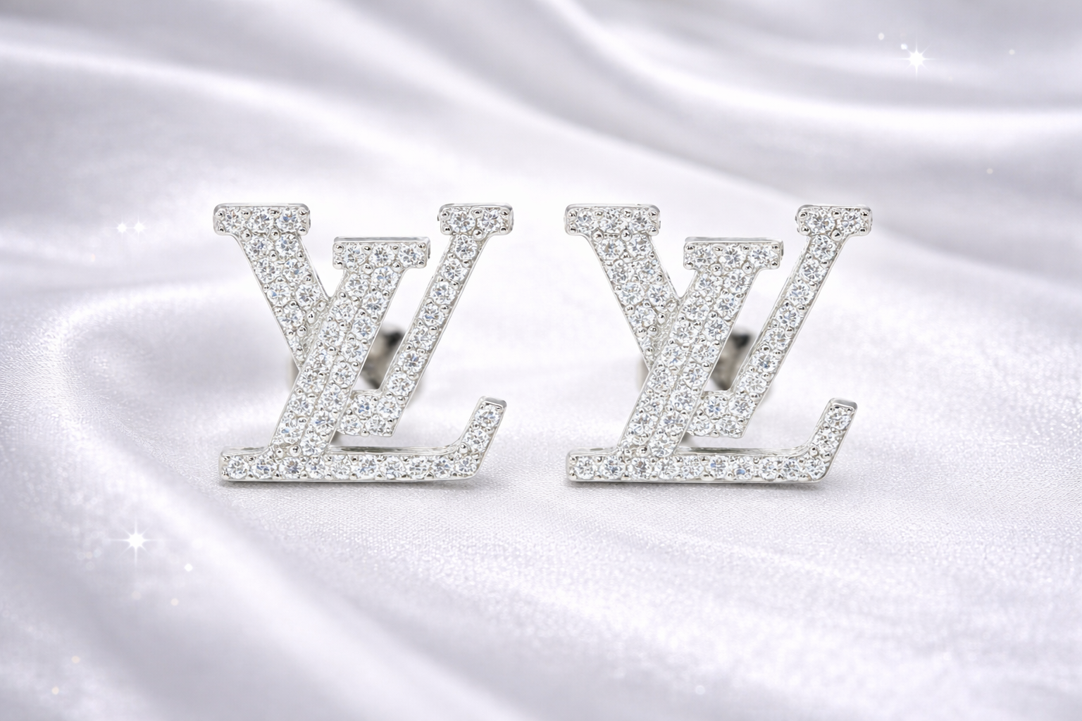 Brand inspired L Zirconia Stud Earrings