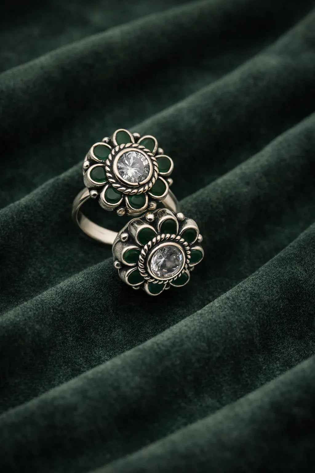 Floral Harmony Adjustable Toe Ring with Green & White Stones