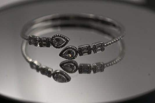 Zirconia Teardrop Bangle