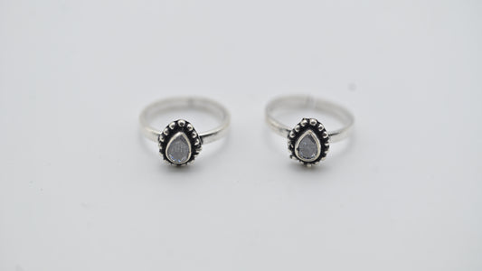 Sterling Silver Traditional Pear-Shaped Toe Rings