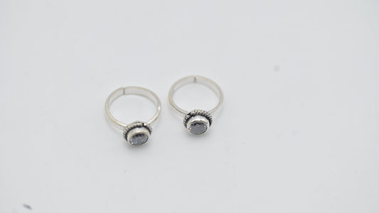 Sterling Silver Classic Oval White Stone Toe Rings