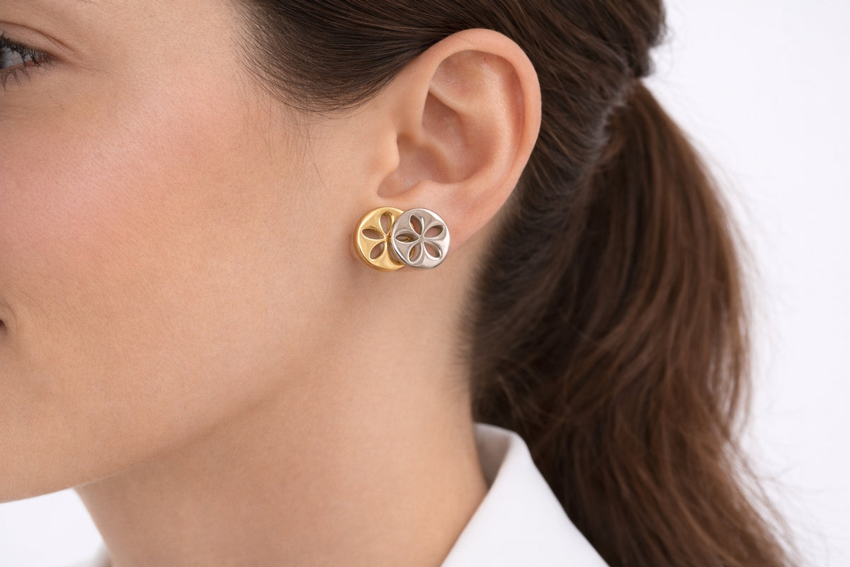 Tone Movable Studs