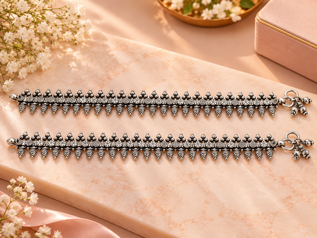 Antique Floral Anklet