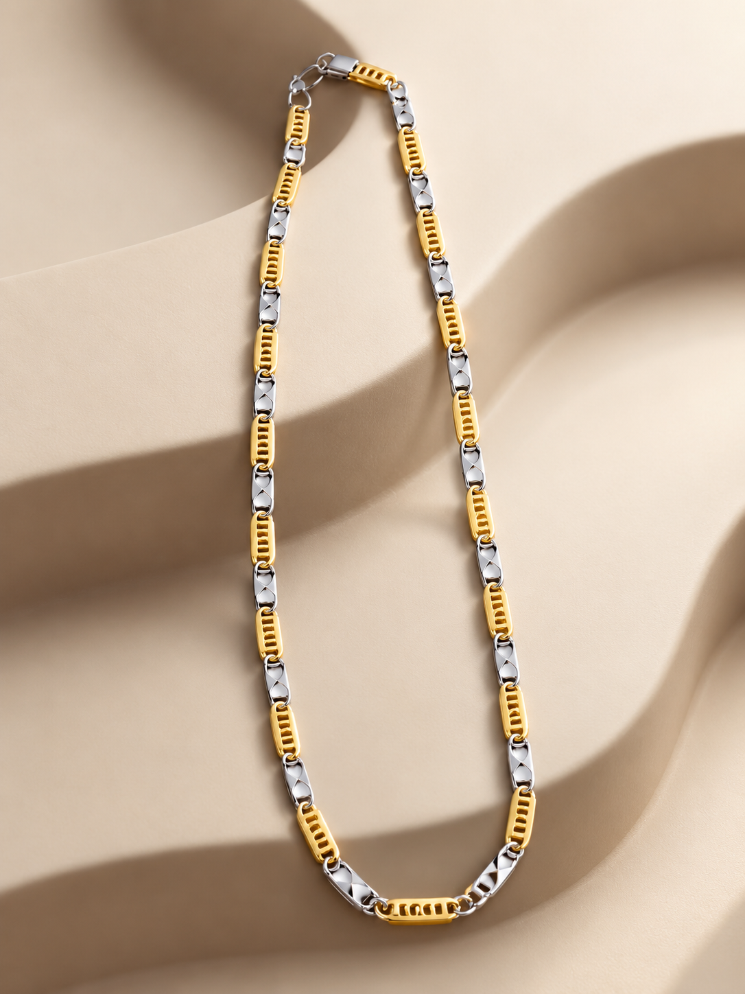 Cut Out Chain