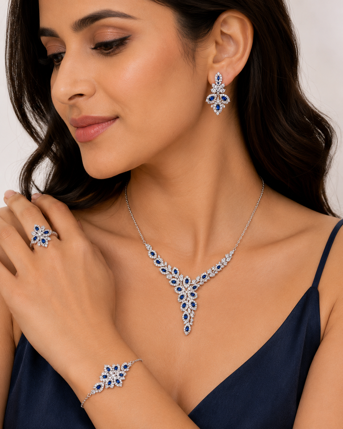 Novae Necklace Jewellery Set