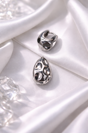Textured Hollow Hoops - Miora