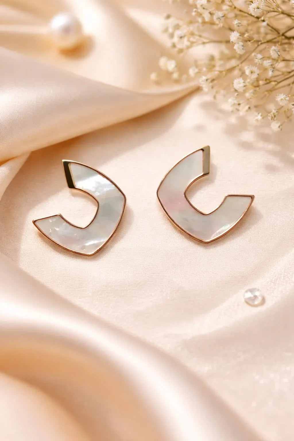 Mother of Pearl Earrings - Miora