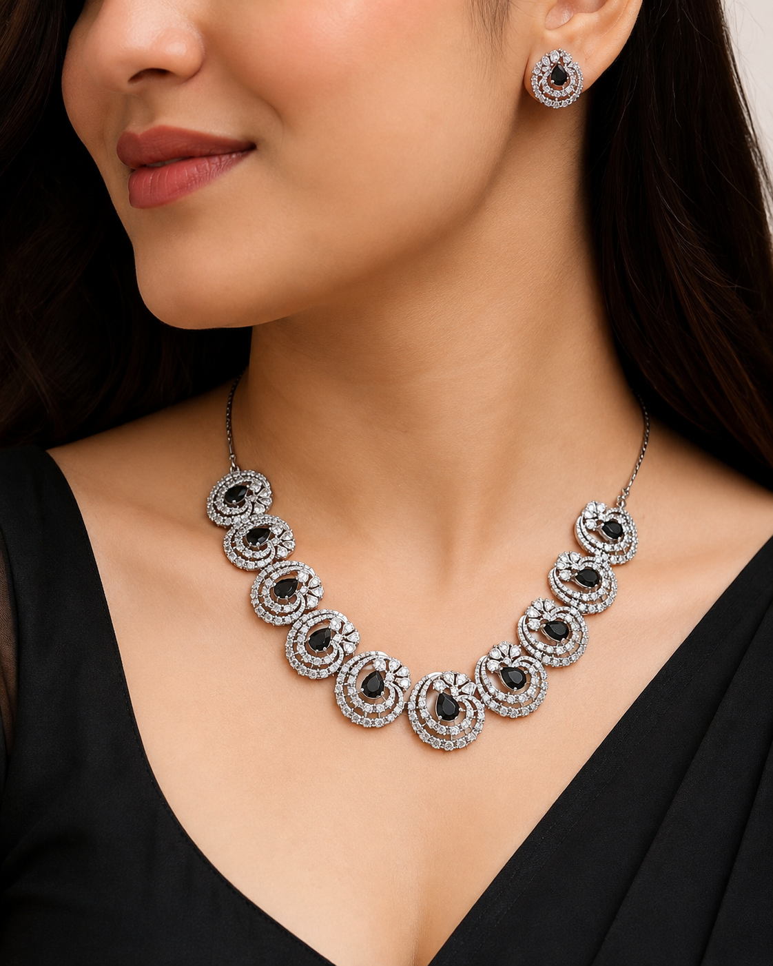 Heirloom Grace Necklace Set