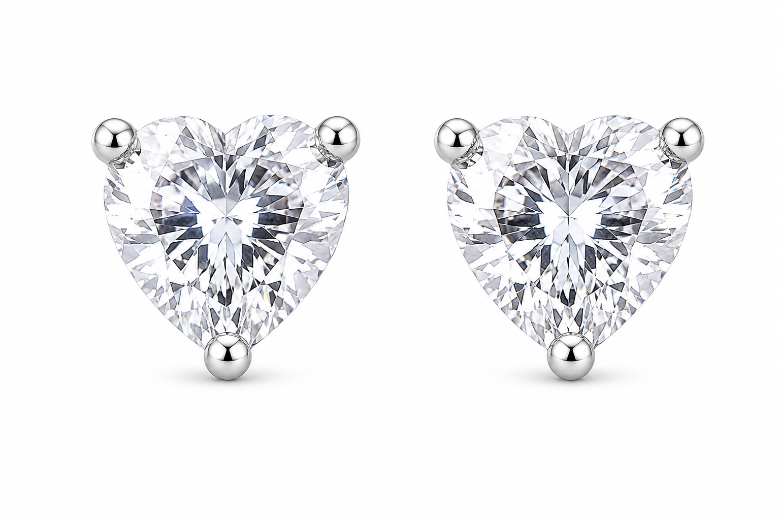Royale Moissanite Stud