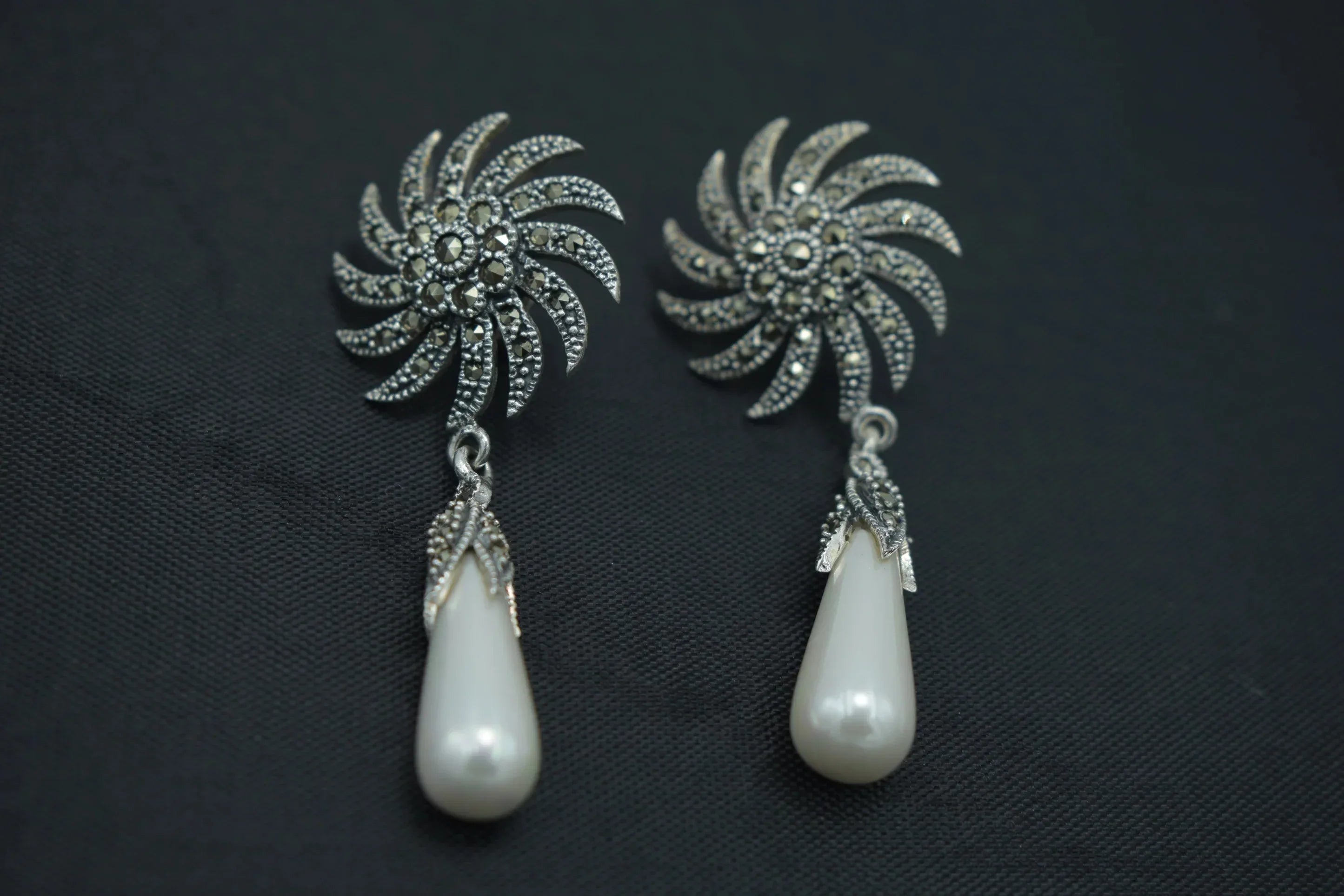 Sunburst Drop Earrings - Miora